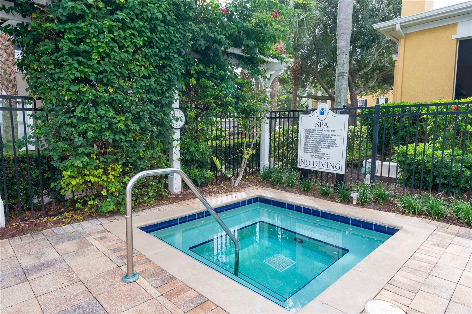 MOSAIC/MILLENIA - Residential