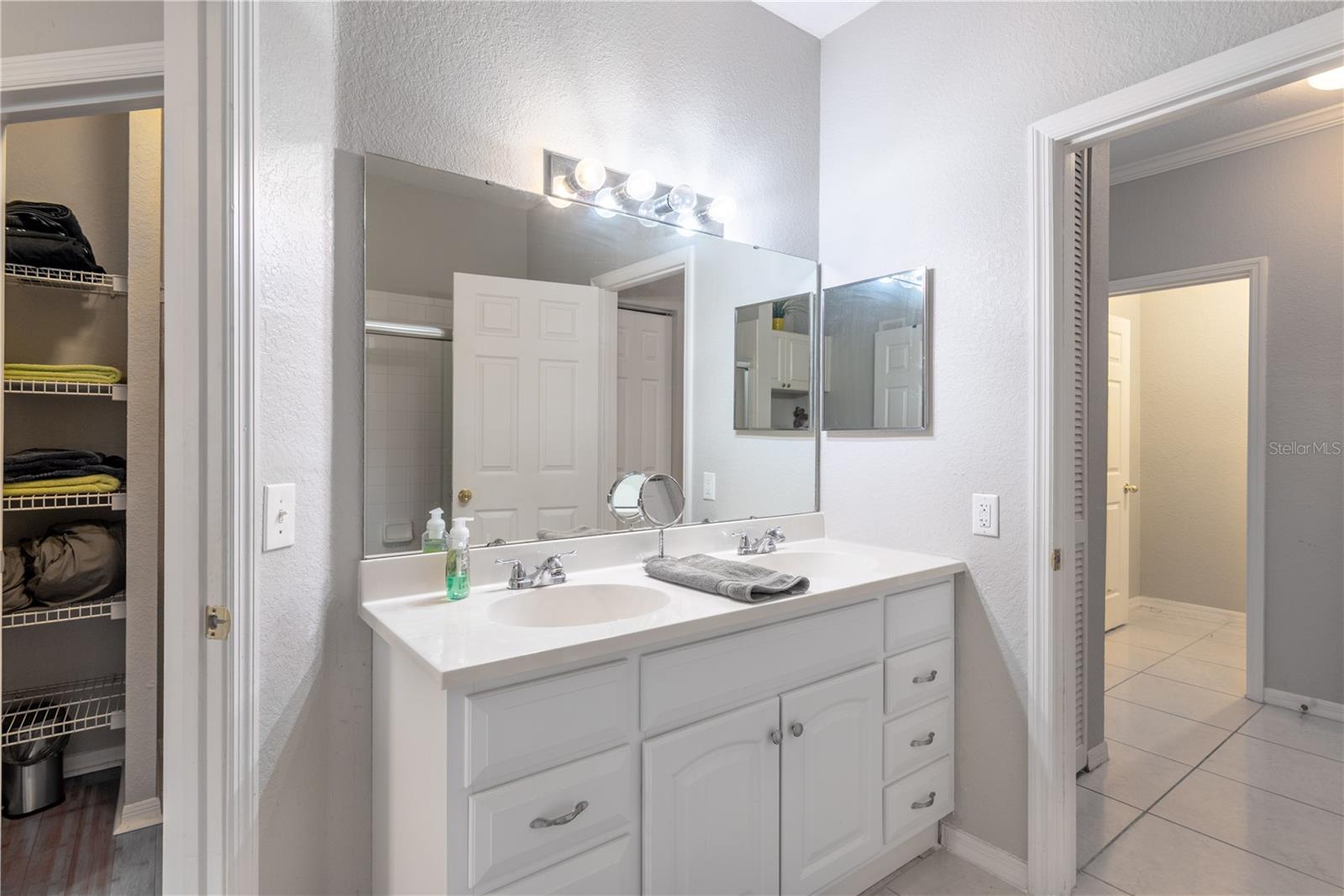 MOSAIC/MILLENIA - Residential