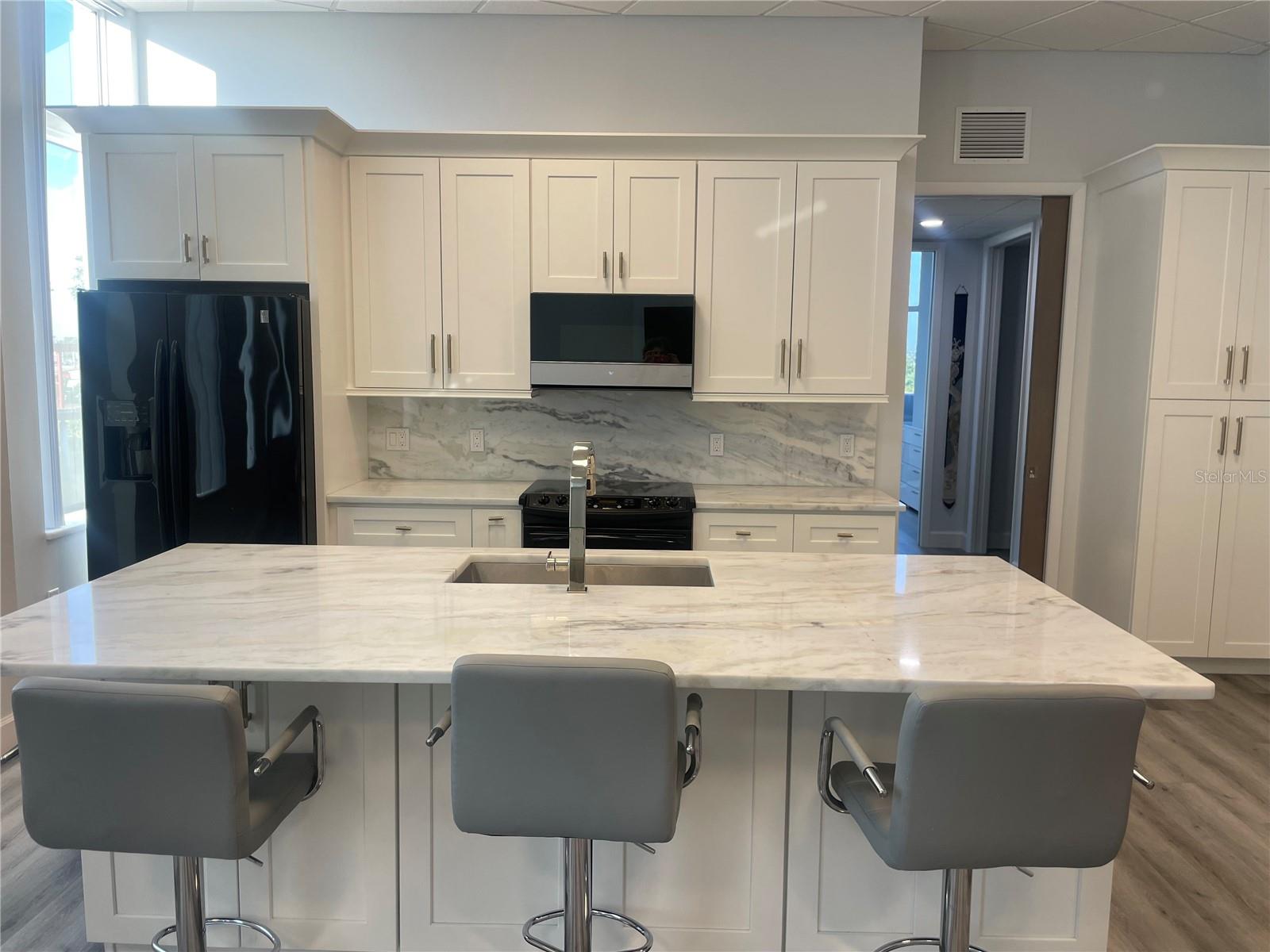 THE HARBOR VILLAS AT DONA BAY - Residential