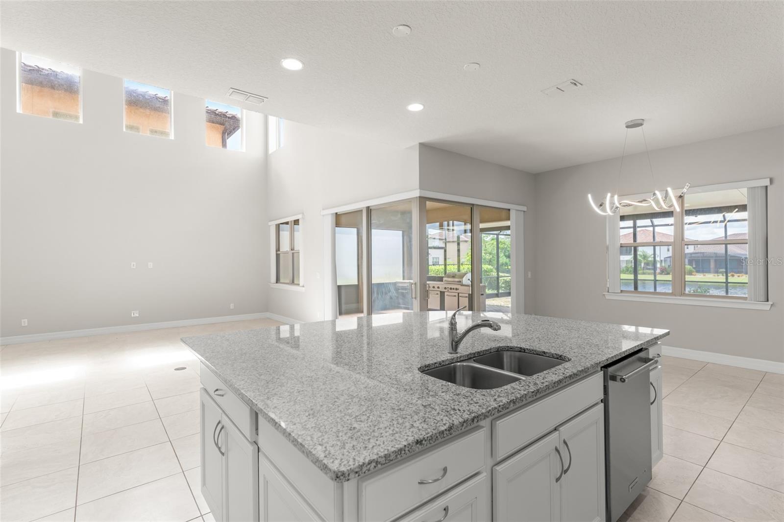 10814 CITRON OAKS DRIVE