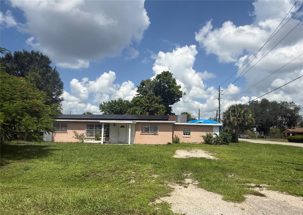 Photo of 321 Louise Avenue, Fort Myers, FL 33916 (MLS # TB8548952)