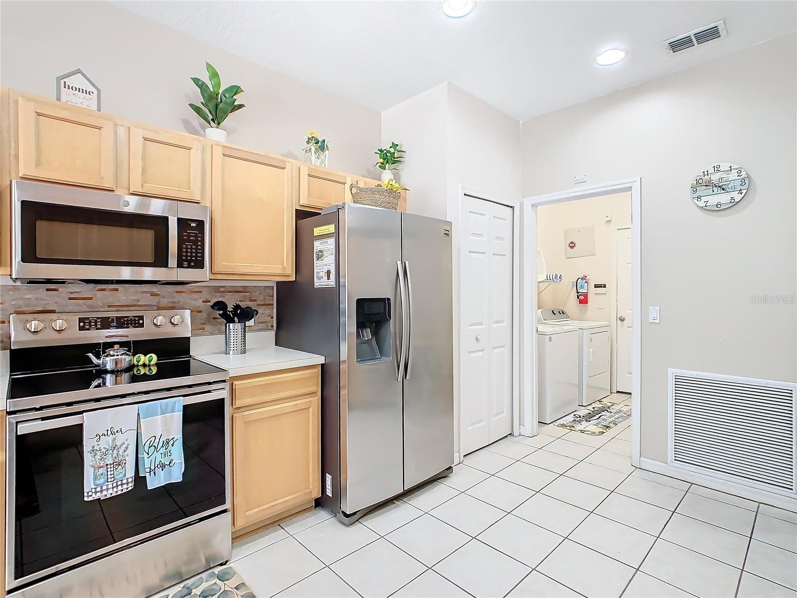 HIGHLANDS RESERVE PH 01 - Residential Lease