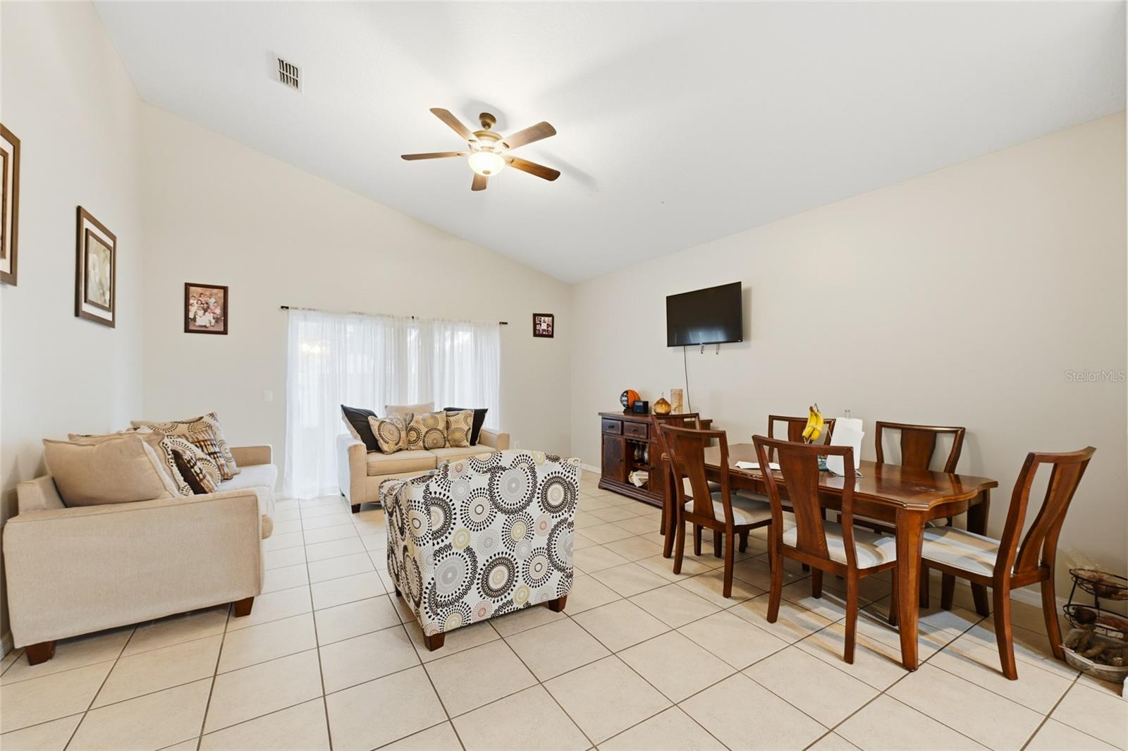 ROBINSON HILLS D - Residential