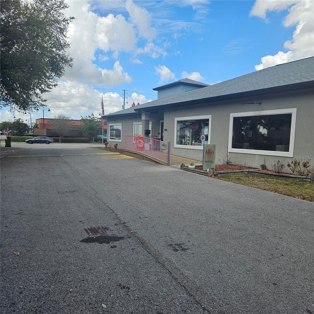 Photo of 1806 1st Street S #1, Winter Haven, FL 33880 (MLS # L4959688)