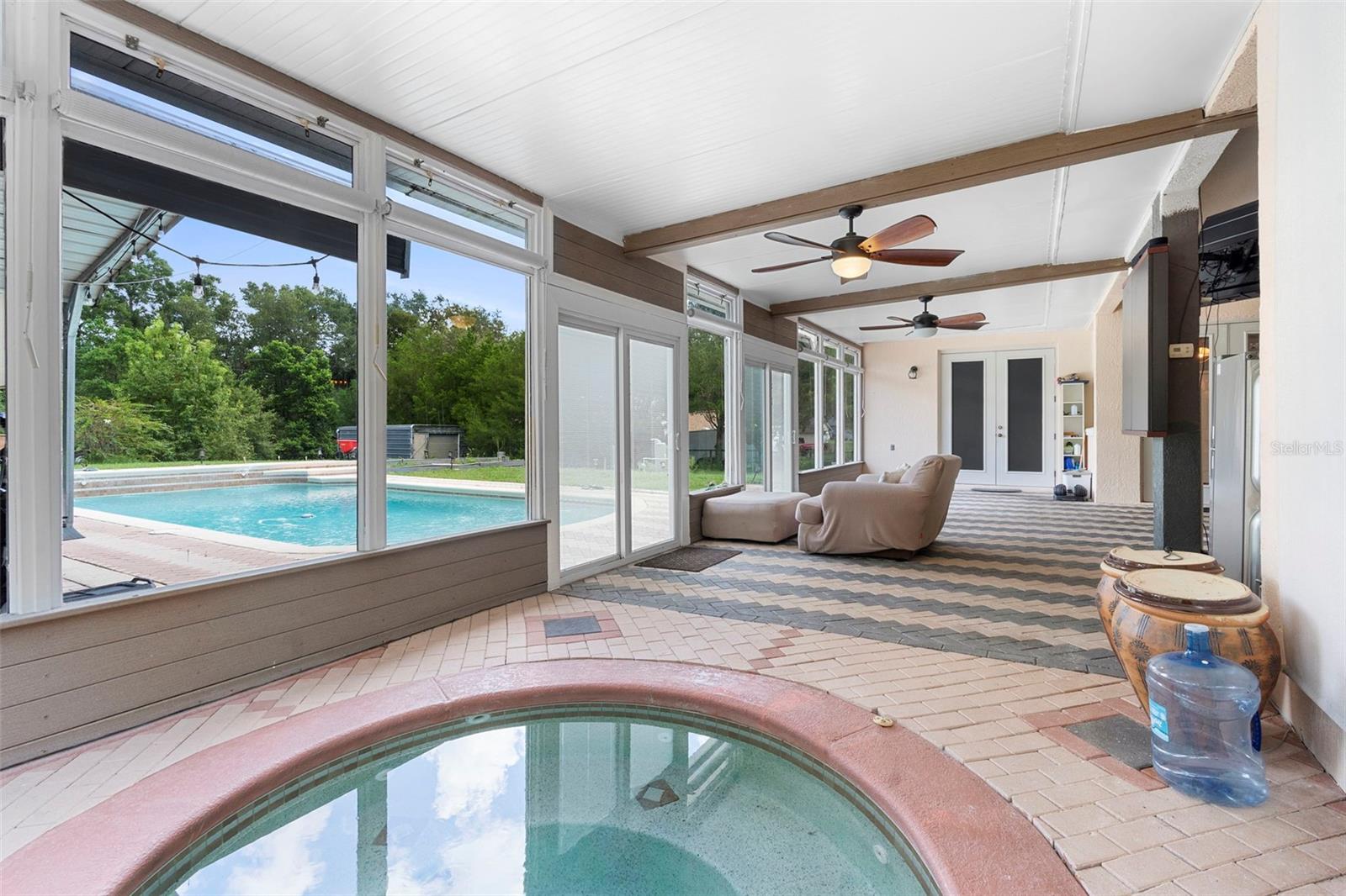 ACREAGE & UNREC - Residential