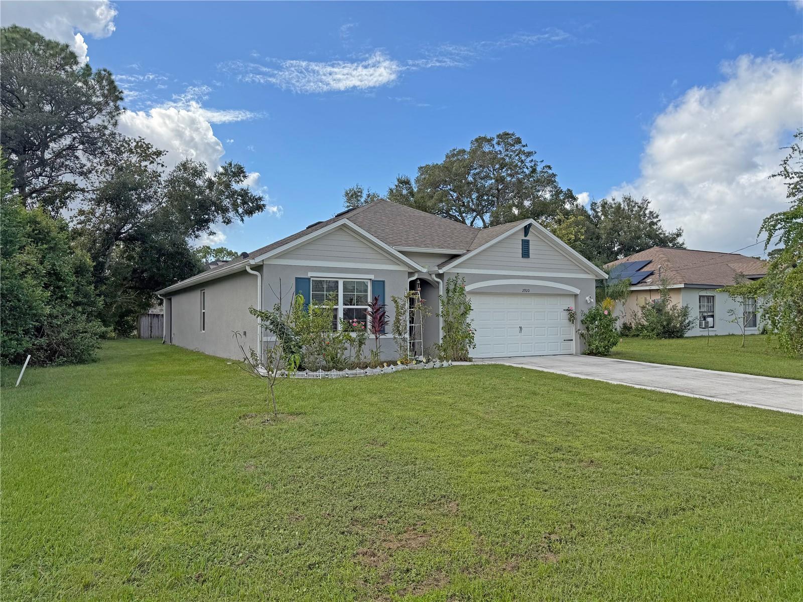 DELTONA LAKES UNIT 33 - Residential Lease