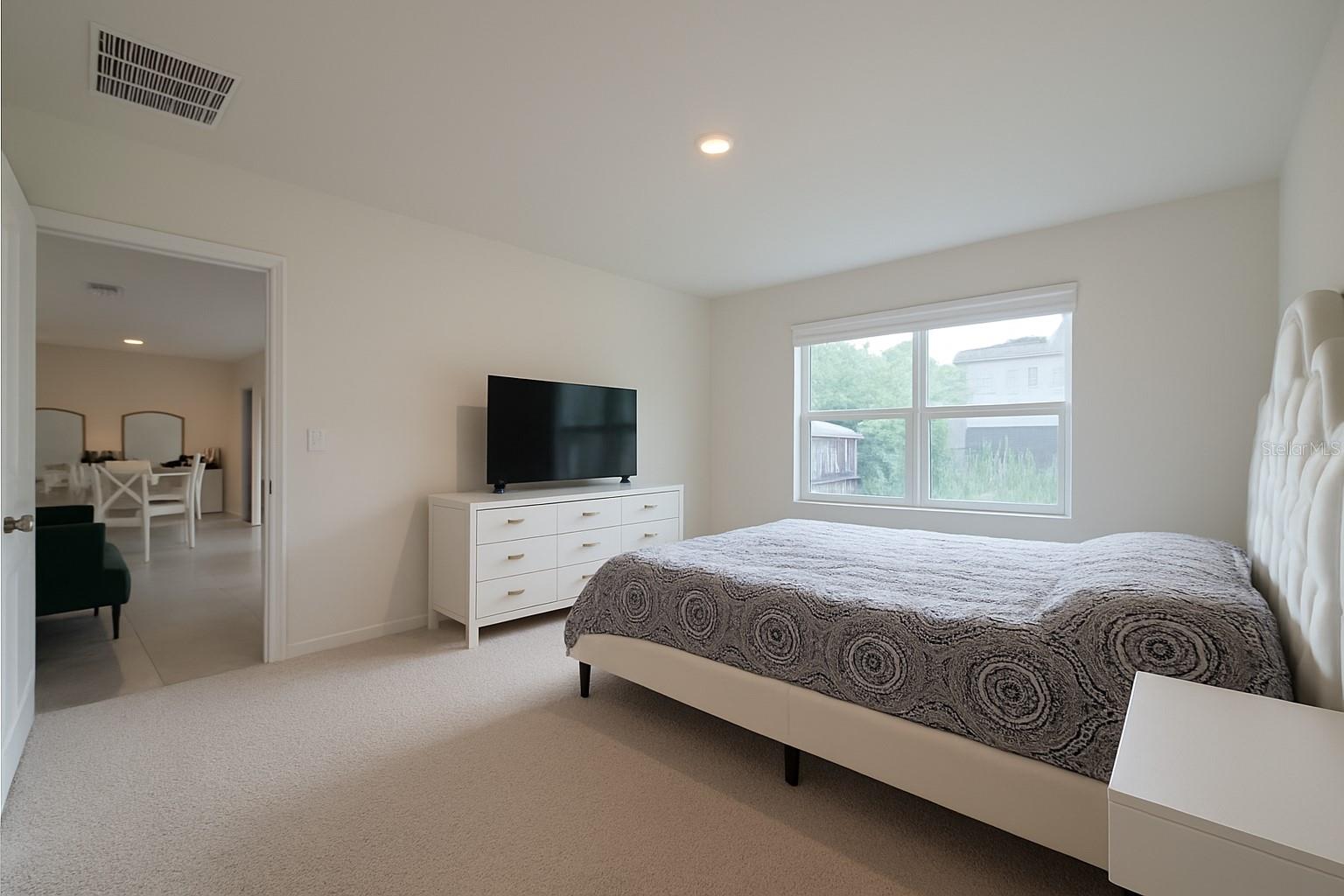 DELTONA LAKES UNIT 33 - Residential Lease