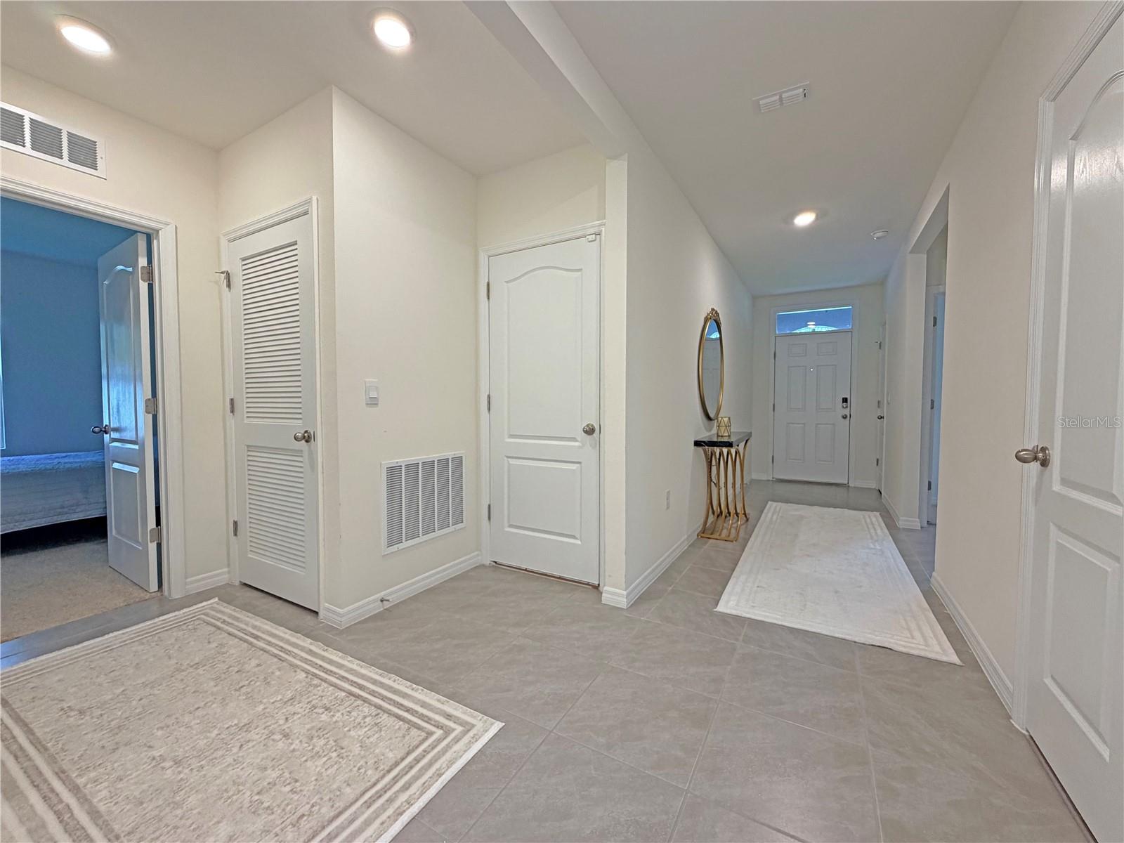 DELTONA LAKES UNIT 33 - Residential Lease
