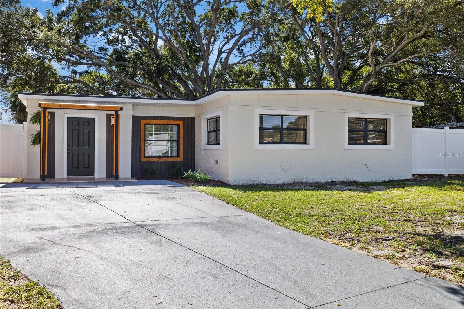 8507 LIBBY LANE