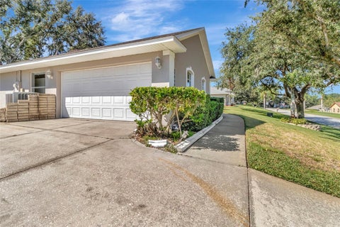 Tiny photo for 10504 Jardim De Largo Street, Clermont, FL 34711 (MLS # G5118580)