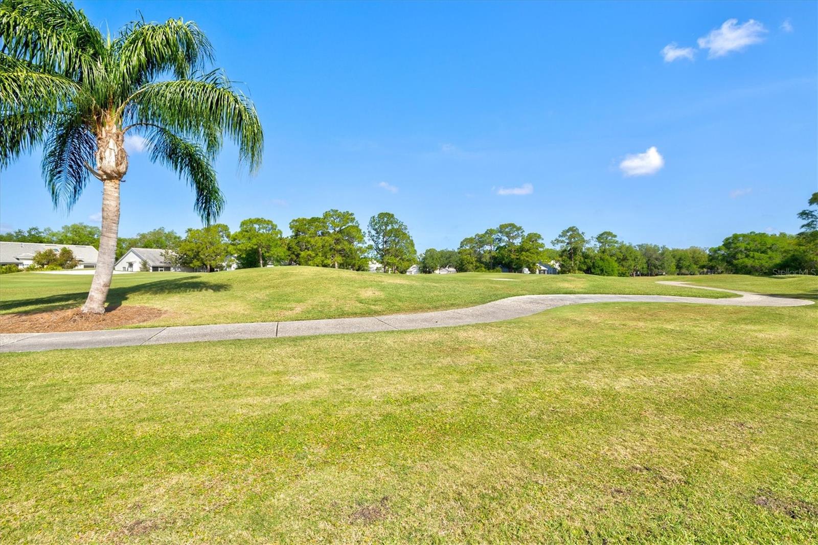 UNIVERSITY PARK COUNTRY CLUB - Residential