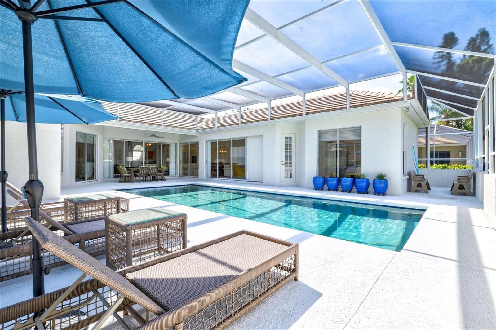 UNIVERSITY PARK COUNTRY CLUB - Residential