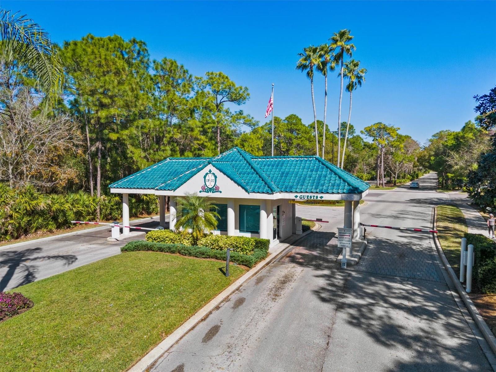 UNIVERSITY PARK COUNTRY CLUB - Residential