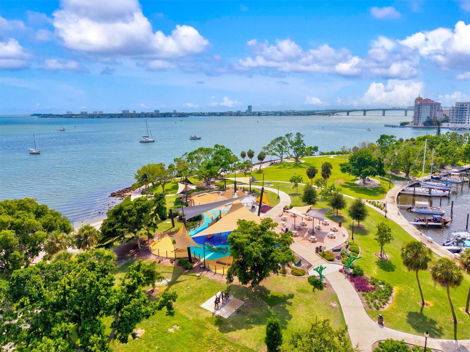 UNIVERSITY PARK COUNTRY CLUB - Residential