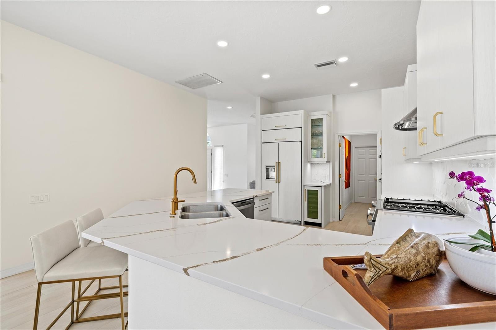 UNIVERSITY PARK COUNTRY CLUB - Residential