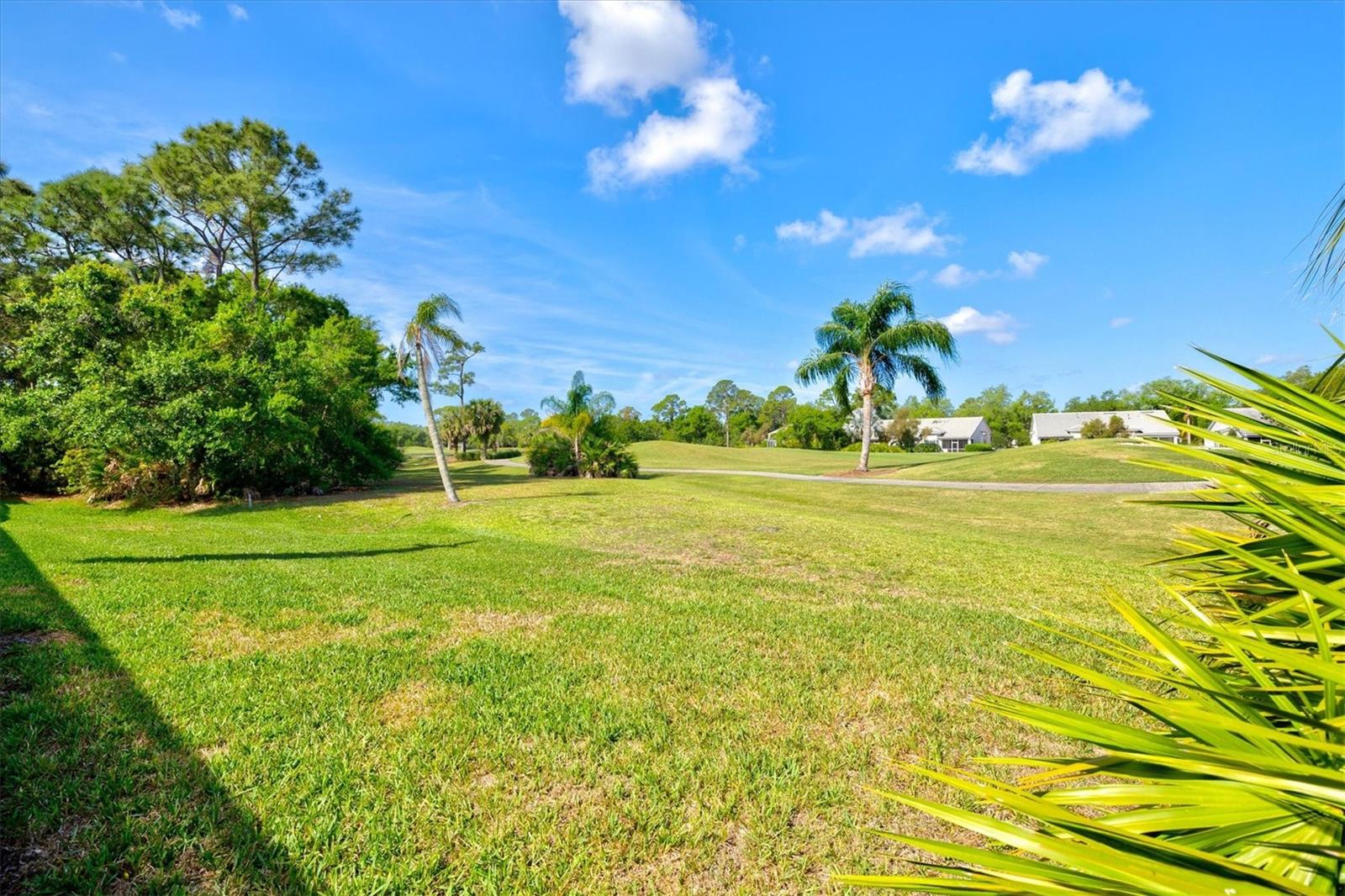 UNIVERSITY PARK COUNTRY CLUB - Residential