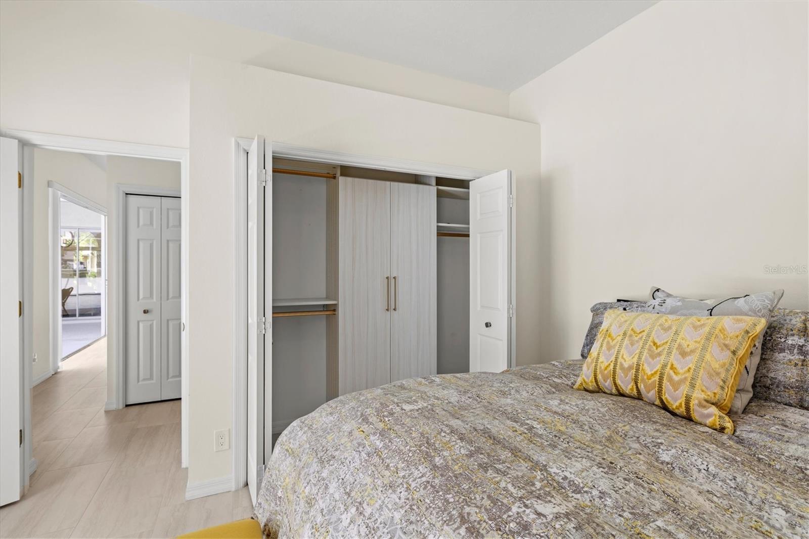 UNIVERSITY PARK COUNTRY CLUB - Residential