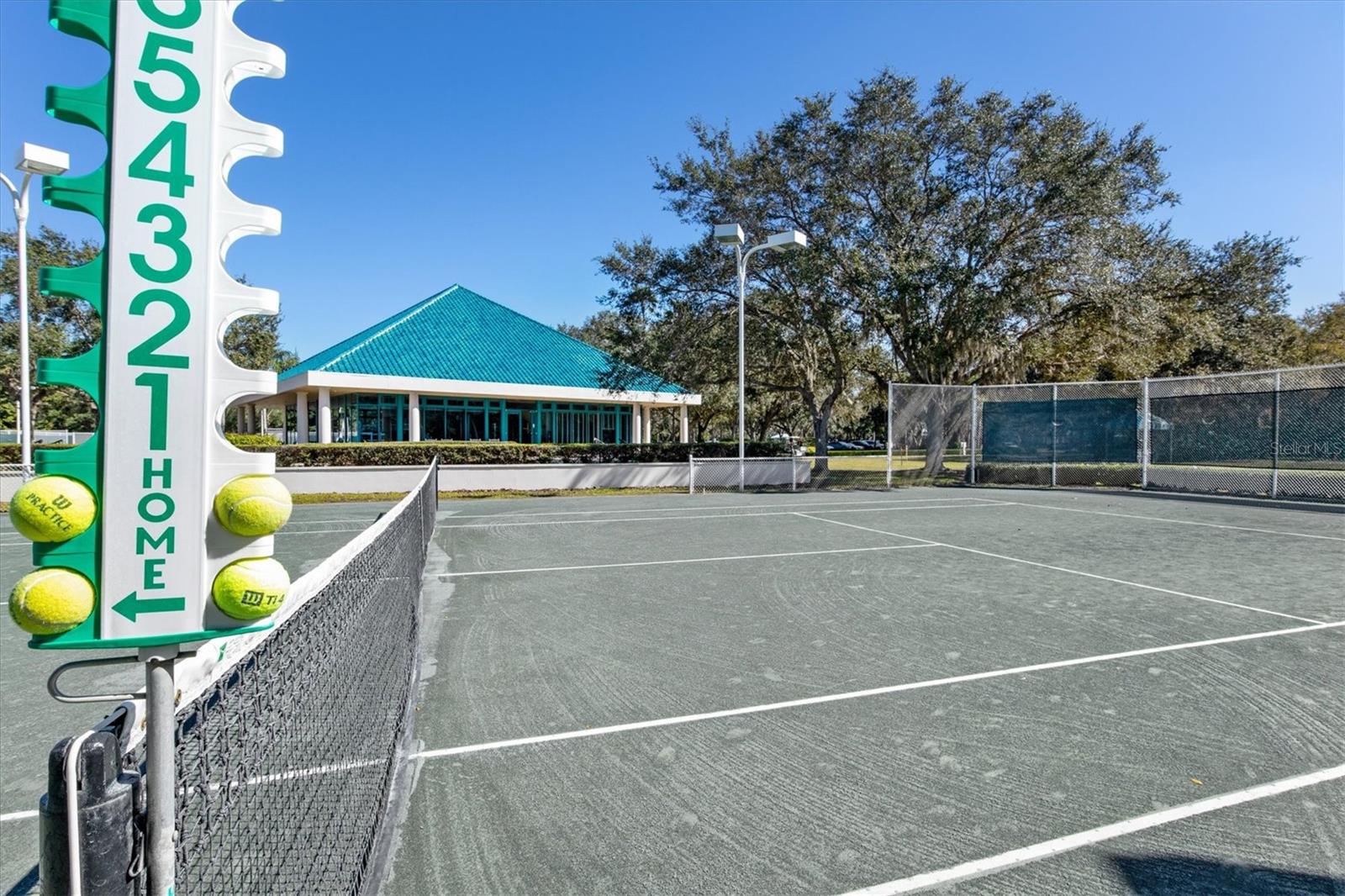 UNIVERSITY PARK COUNTRY CLUB - Residential