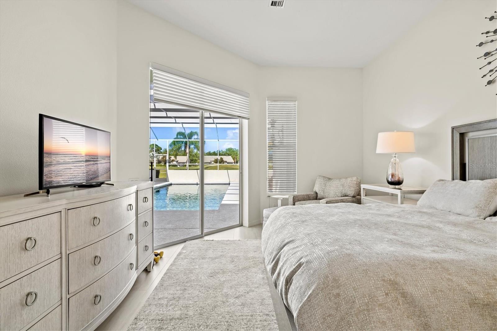 UNIVERSITY PARK COUNTRY CLUB - Residential