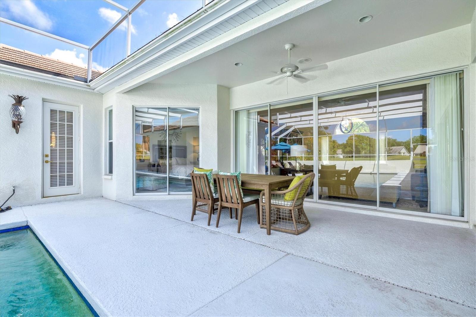 UNIVERSITY PARK COUNTRY CLUB - Residential