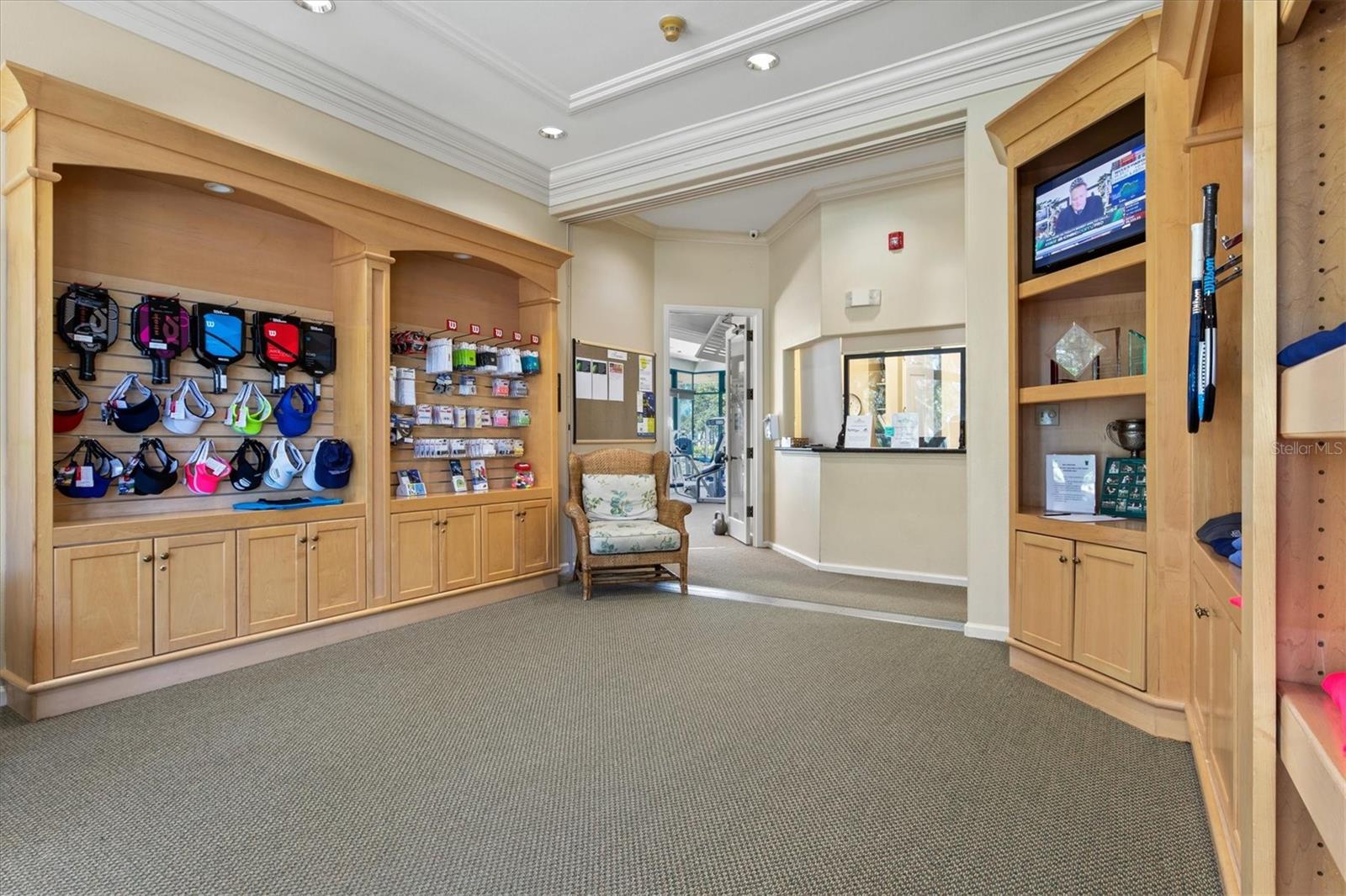 UNIVERSITY PARK COUNTRY CLUB - Residential