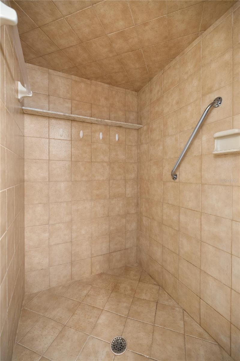 INVERNESS HIGHLANDS WEST - Residential