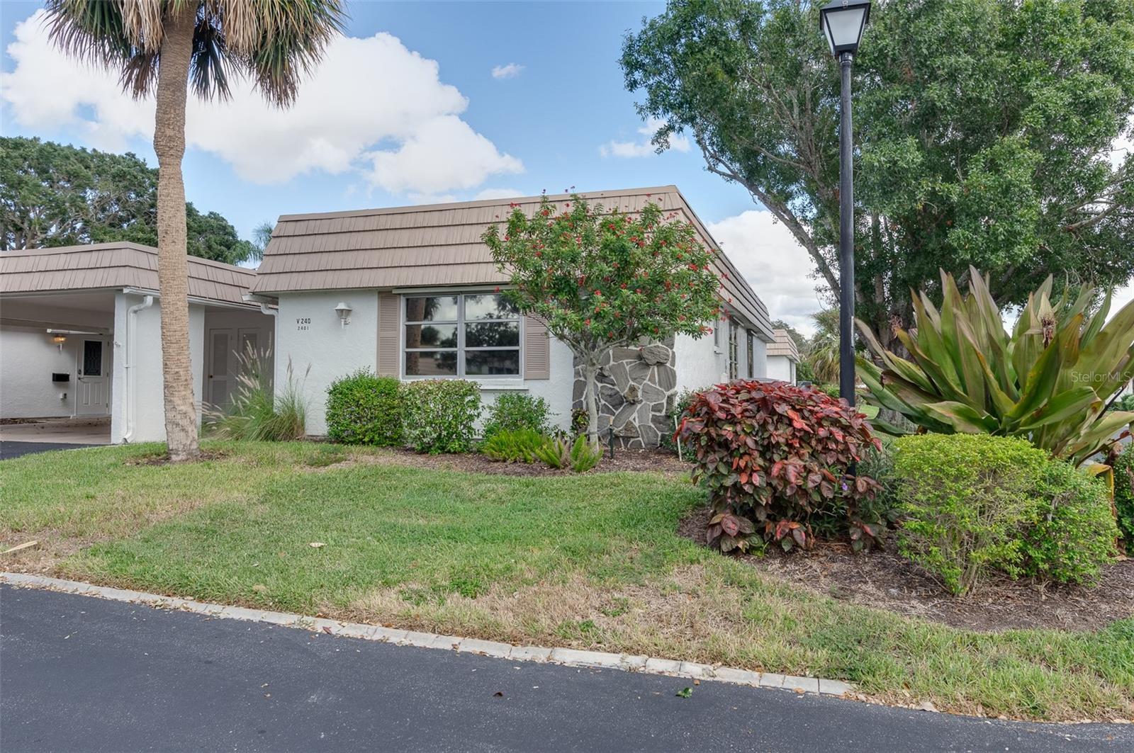 STRATHMORE RIVERSIDE II - Residential