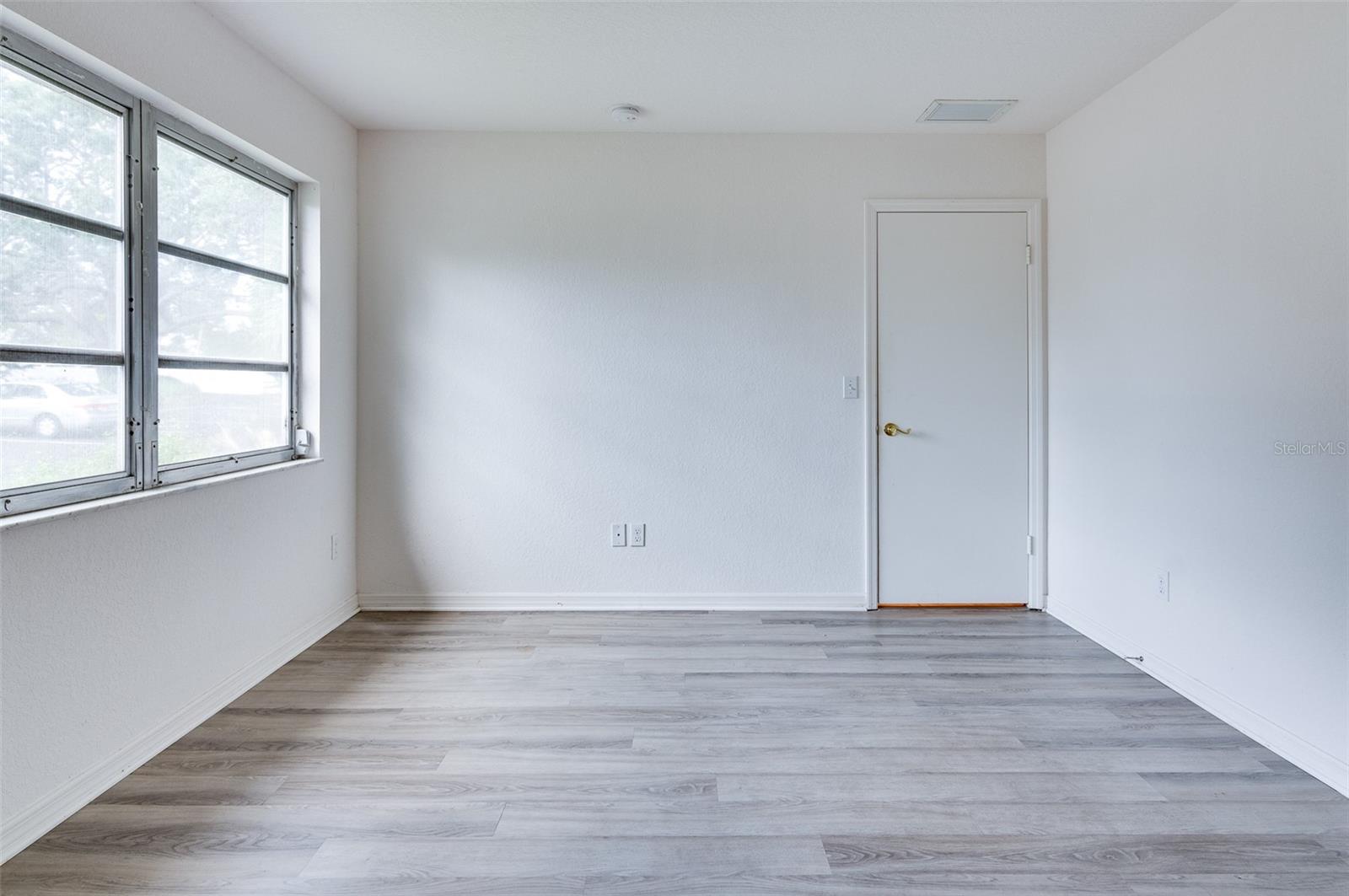 STRATHMORE RIVERSIDE II - Residential