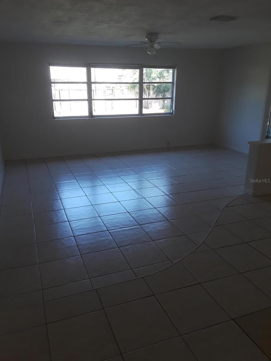 CURLEW CITY - Residential Lease