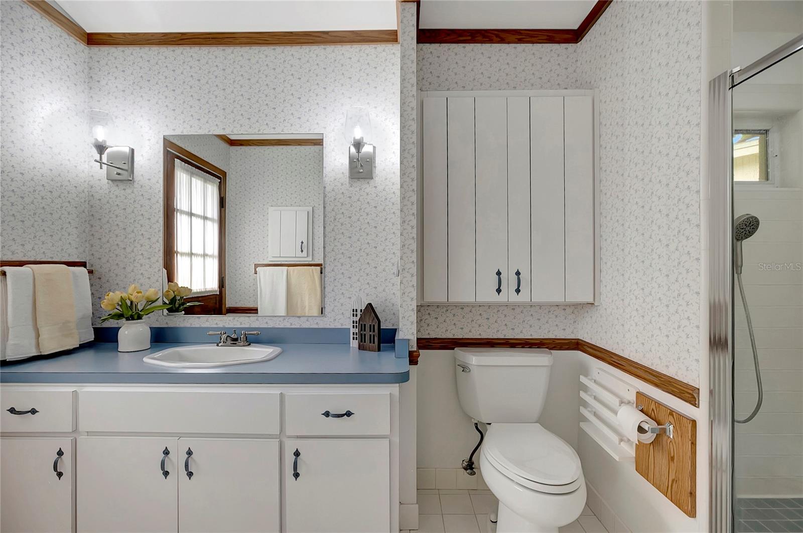 RIDGEWOOD GROVES - Residential