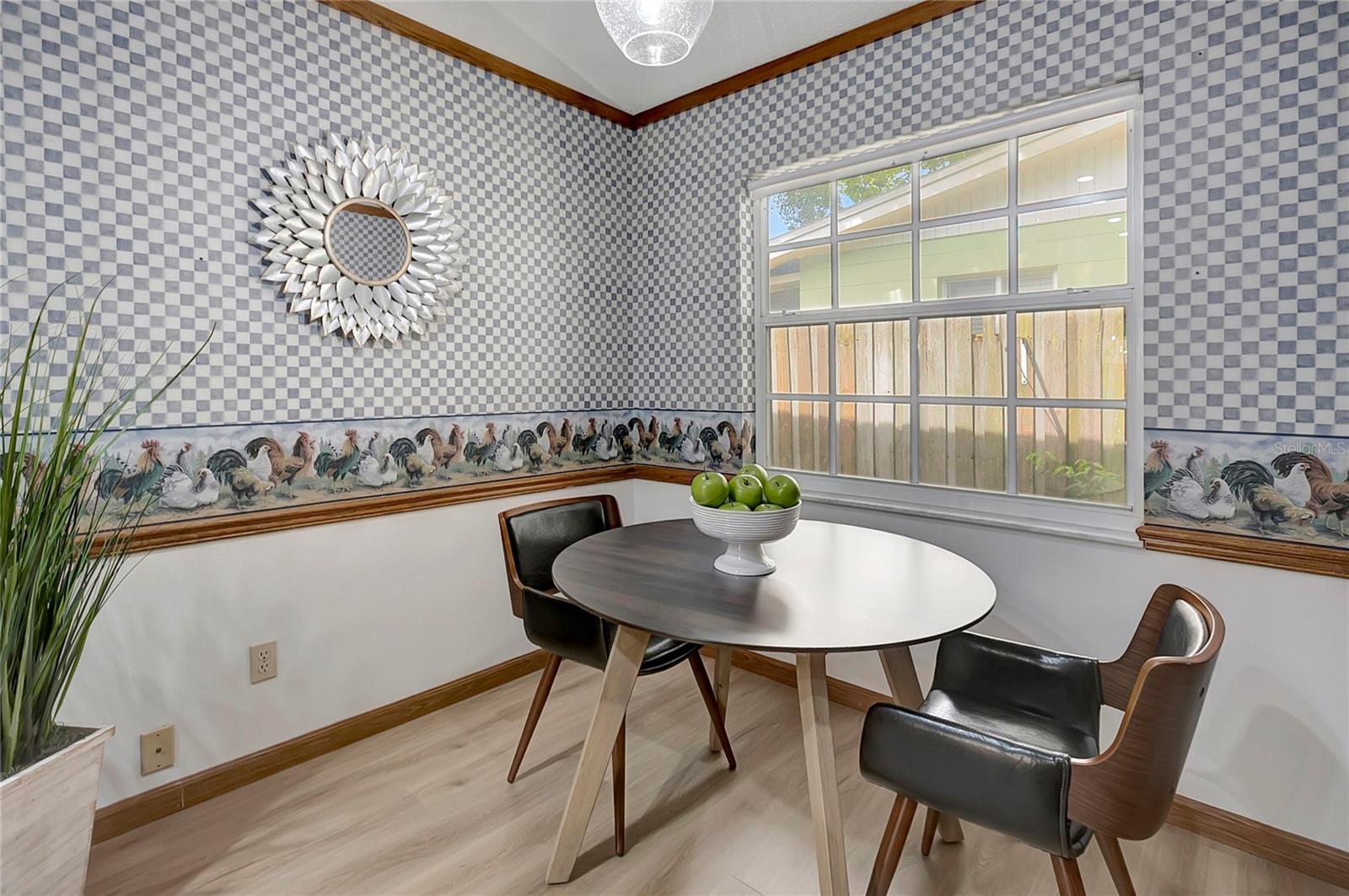 RIDGEWOOD GROVES - Residential