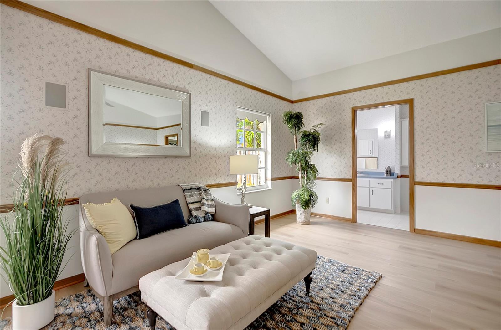 RIDGEWOOD GROVES - Residential