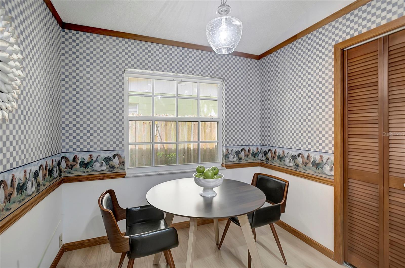 RIDGEWOOD GROVES - Residential