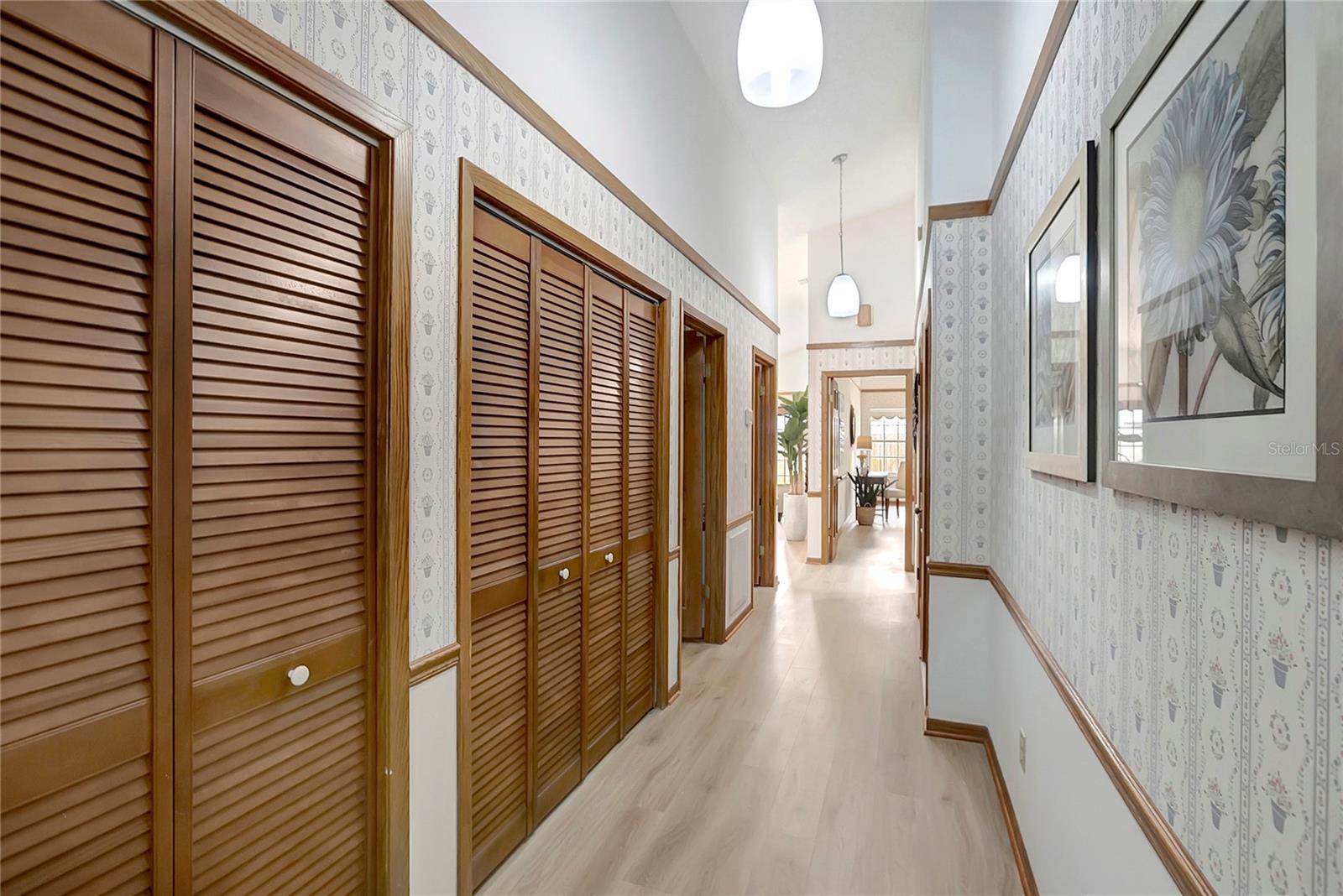 RIDGEWOOD GROVES - Residential