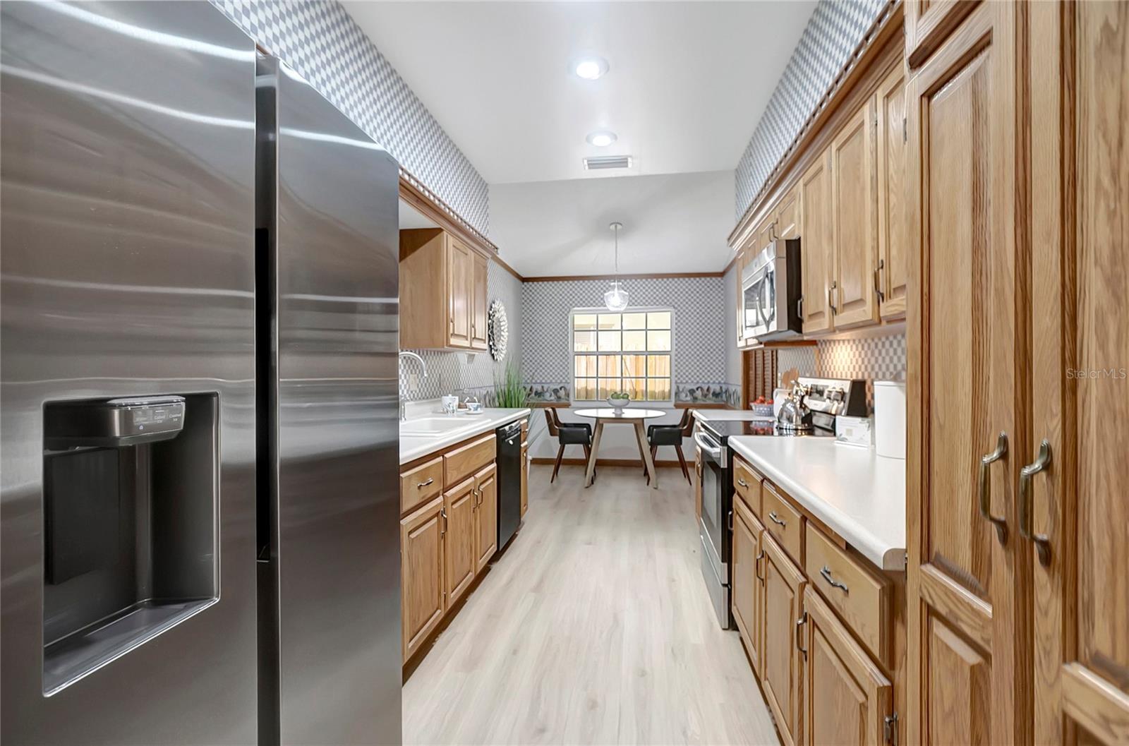 RIDGEWOOD GROVES - Residential