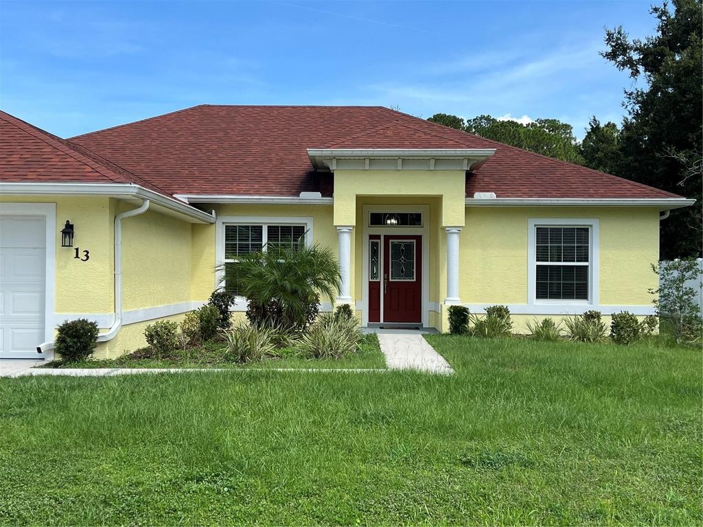 Photo of 13 Winchester Place, Palm Coast, FL 32164 (MLS # FC317365)