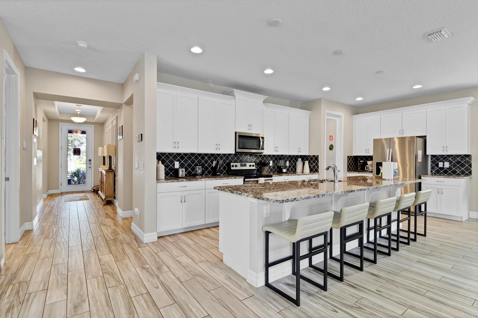 9014 PELICAN COVE TRAIL