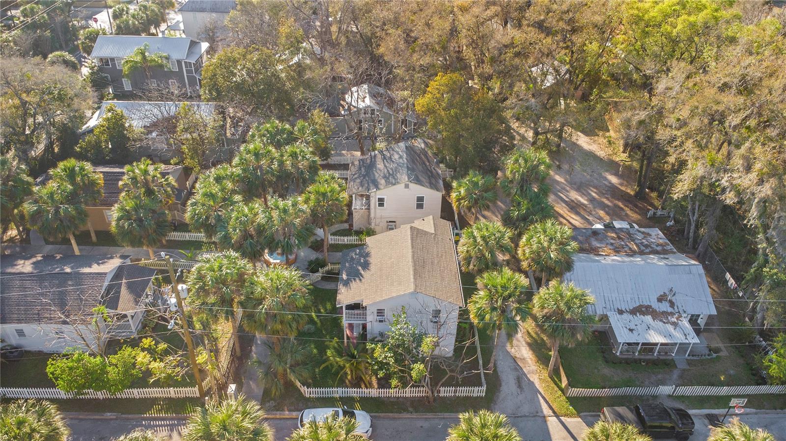 215 E VOORHIS AVENUE 2D