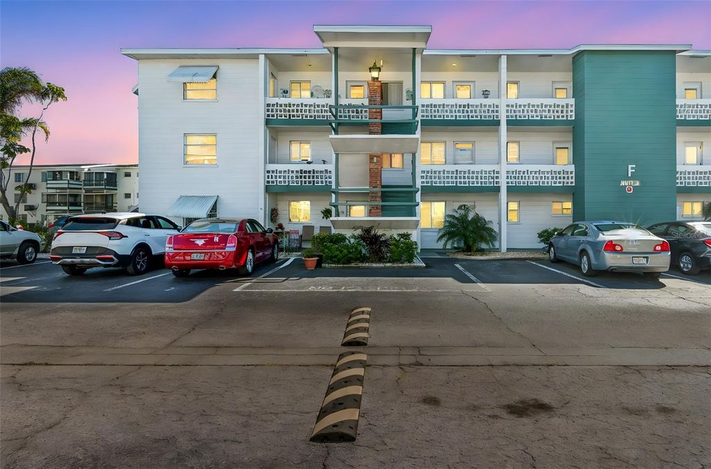 Photo of 1858 Sunny Drive #F21, Bradenton, FL 34207 (MLS # A4684007)