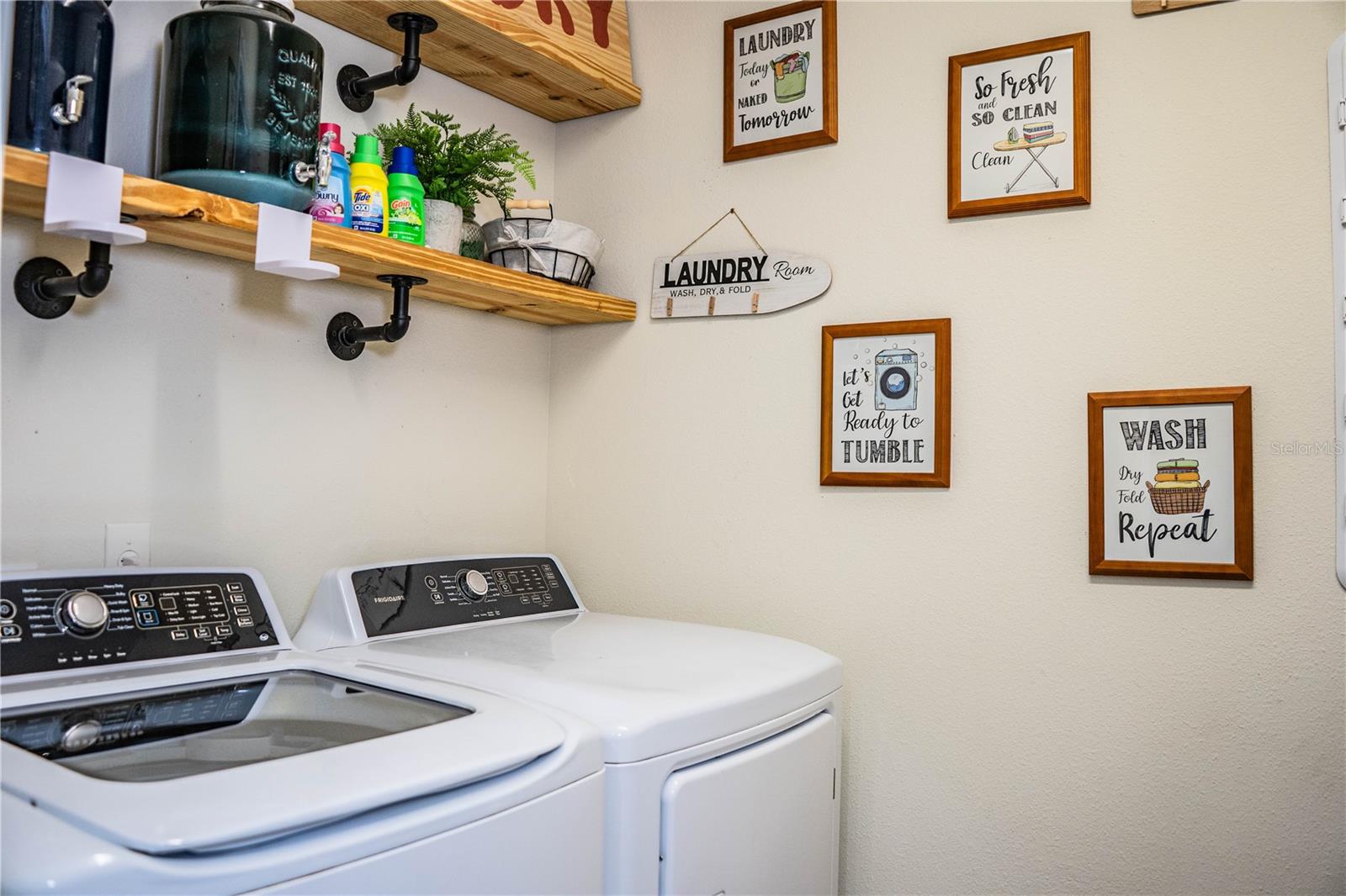 FOUNTAIN PARK PH 3 - Residential