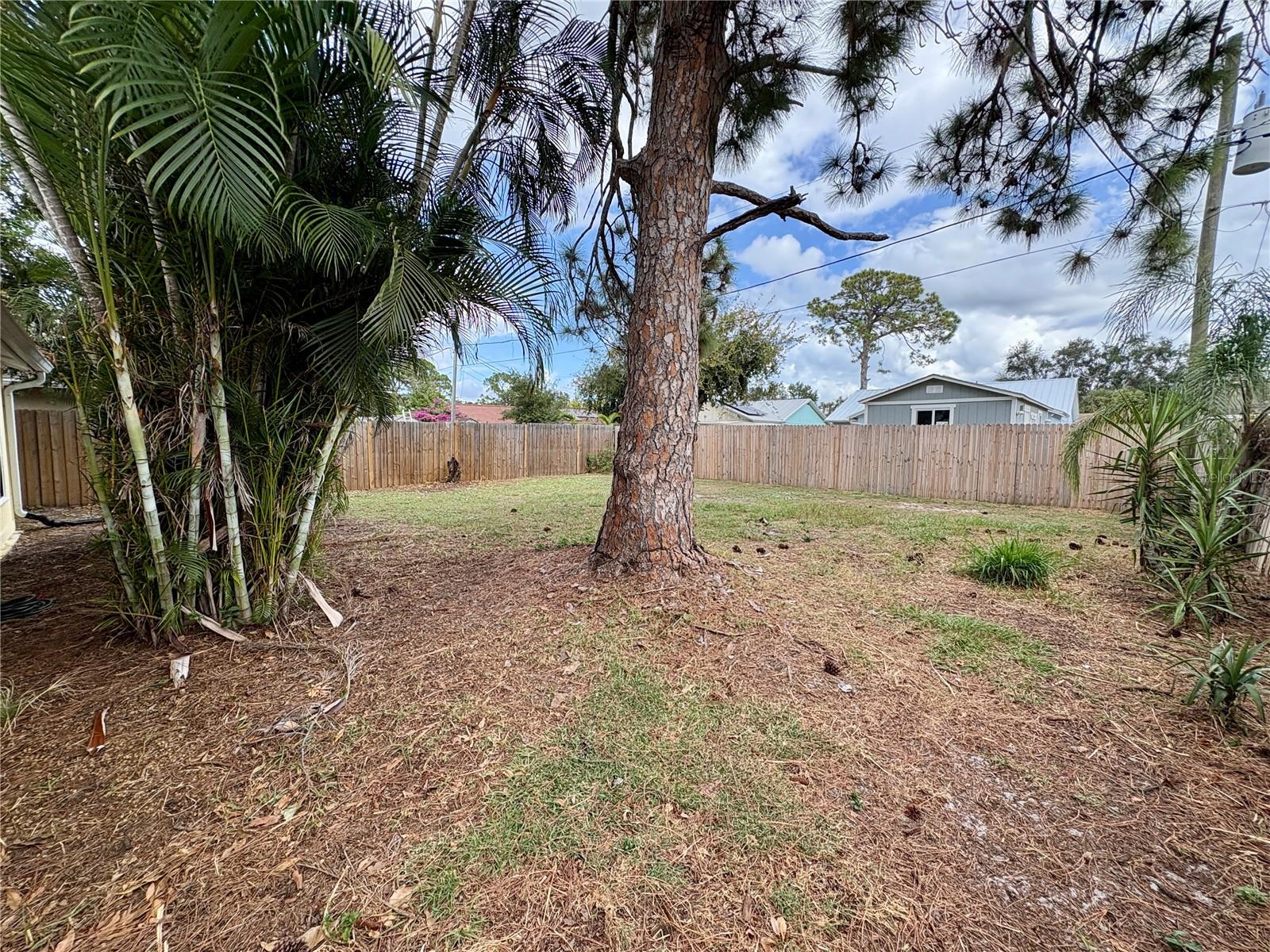 POINSETTIA PARK REV - Residential Lease