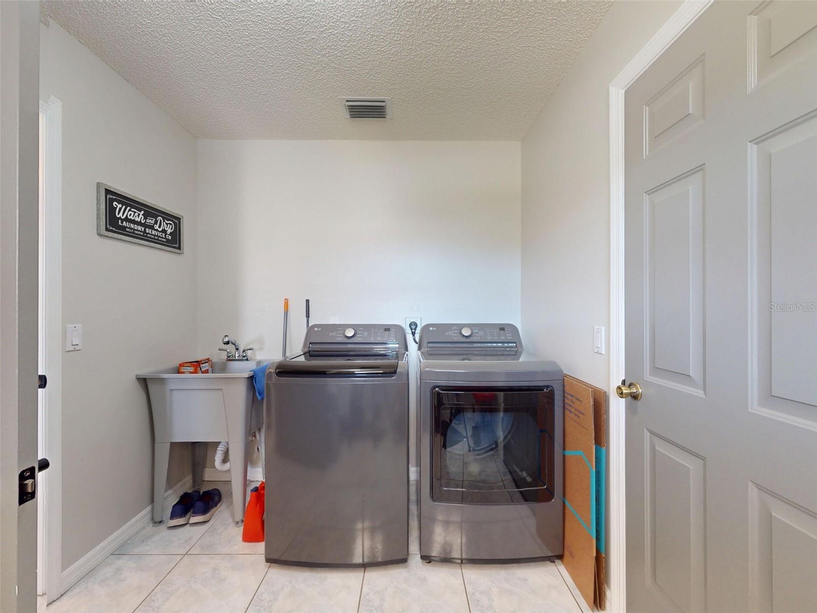 VILLAGES SUMTER - Residential