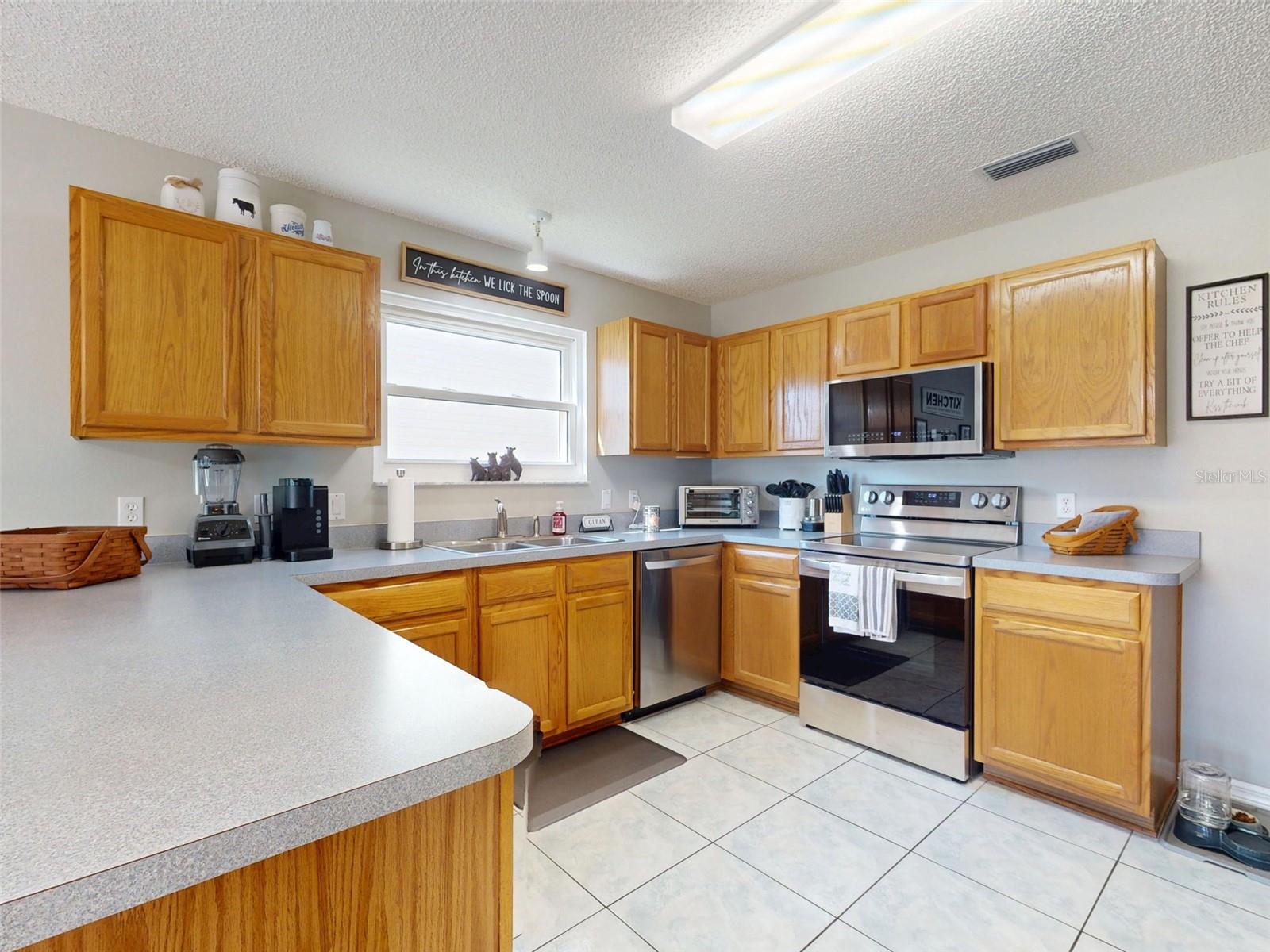 VILLAGES SUMTER - Residential