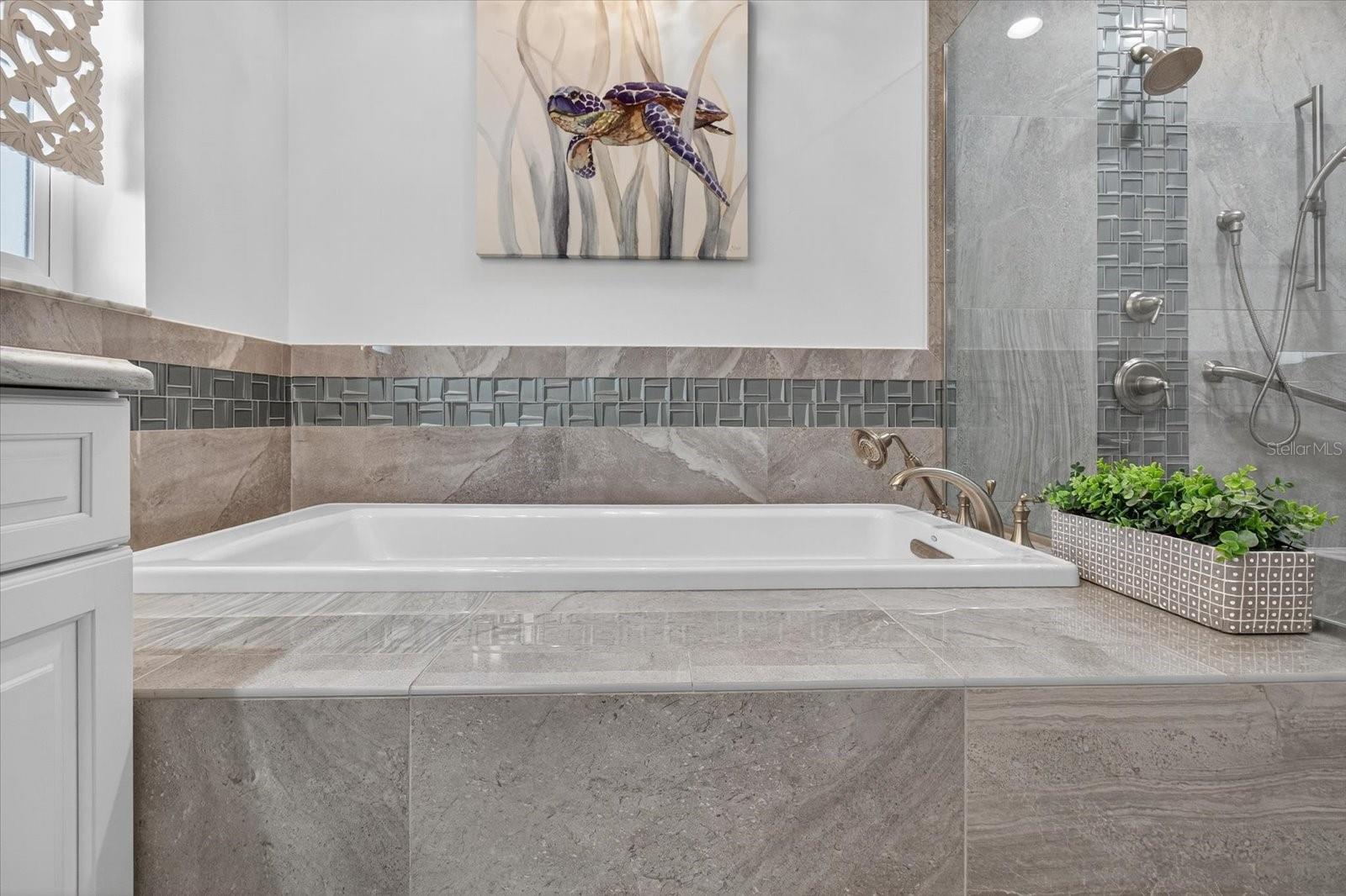 SHORE ACRES BAYOU GRANDE SEC - Residential