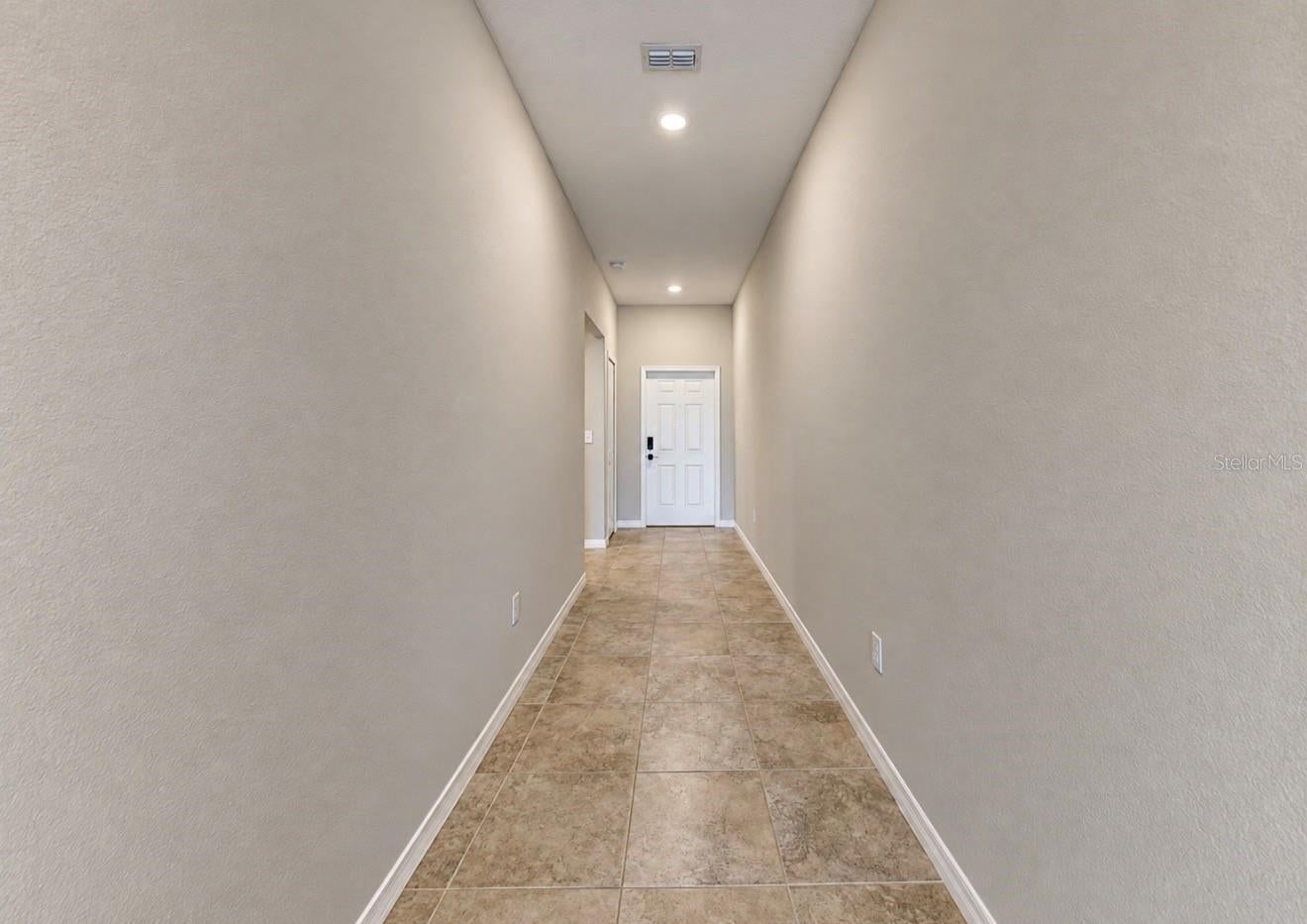 5005 WHITE CHICORY DRIVE, APOLLO BEACH, FL, 33572 4 5005 WHITE CHICORY DRIVE