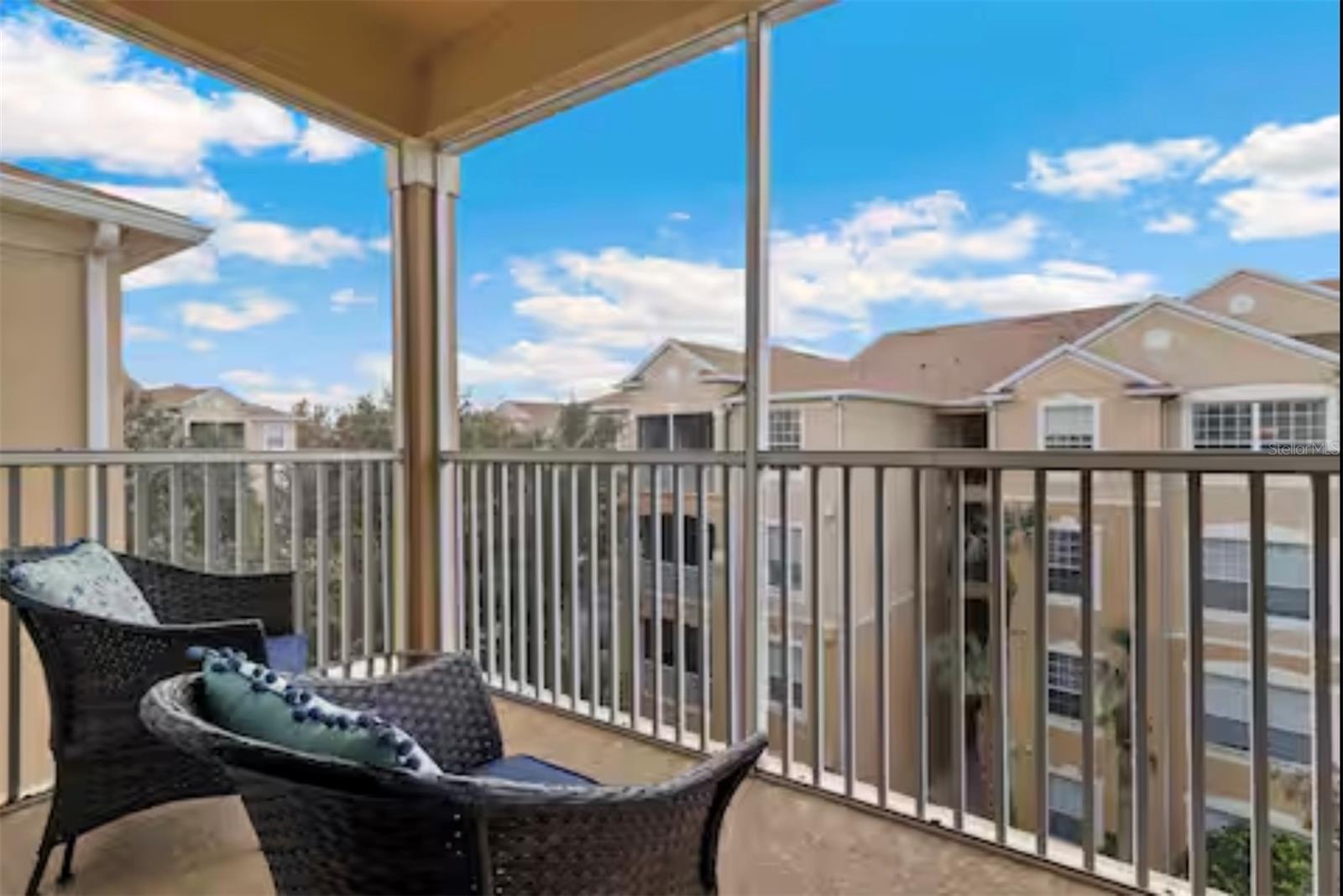 VENTURA AT WINDSOR HILLS CONDO PH 3 - Residential