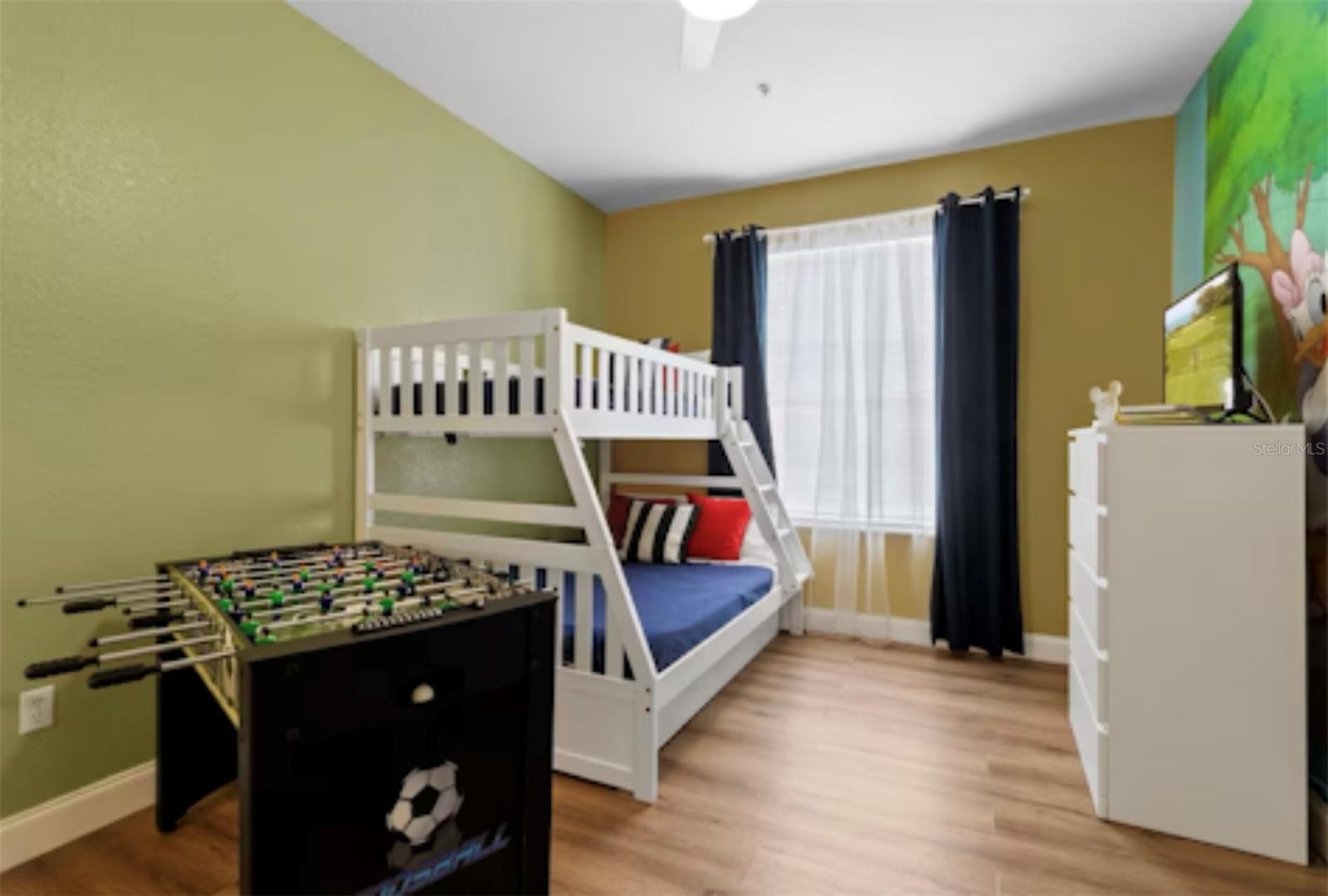 VENTURA AT WINDSOR HILLS CONDO PH 3 - Residential