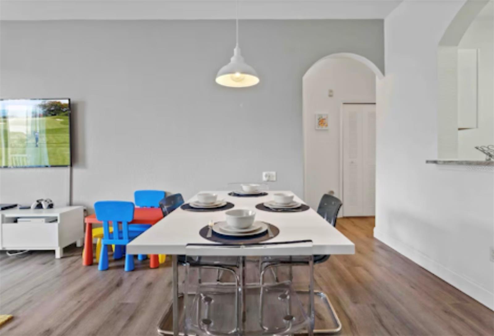 VENTURA AT WINDSOR HILLS CONDO PH 3 - Residential