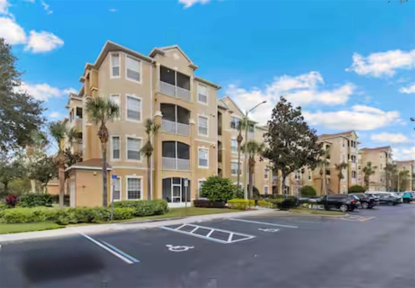 VENTURA AT WINDSOR HILLS CONDO PH 3 - Residential