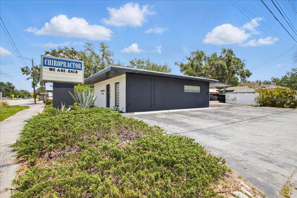 Photo of 4250 W Bay To Bay Boulevard, Tampa, FL 33629 (MLS # TB8384377)